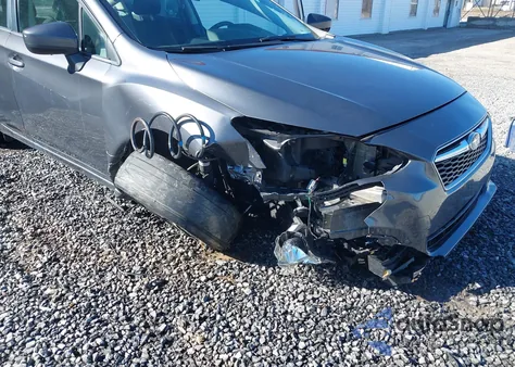 2019 Subaru Impreza 2.0I Premium z USA, uszkodzony, nr VIN 4S3GKAD61K3615722